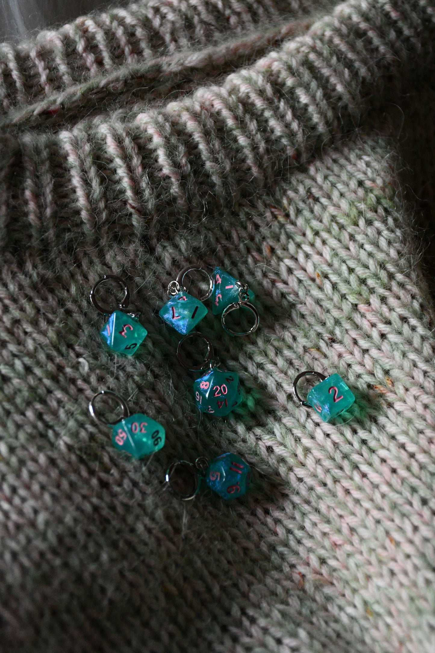 7 Piece (Shimmery teal with pink ink)