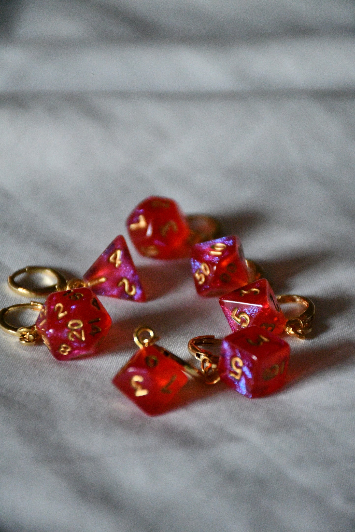 7 Piece (Shimmery red with gold ink)
