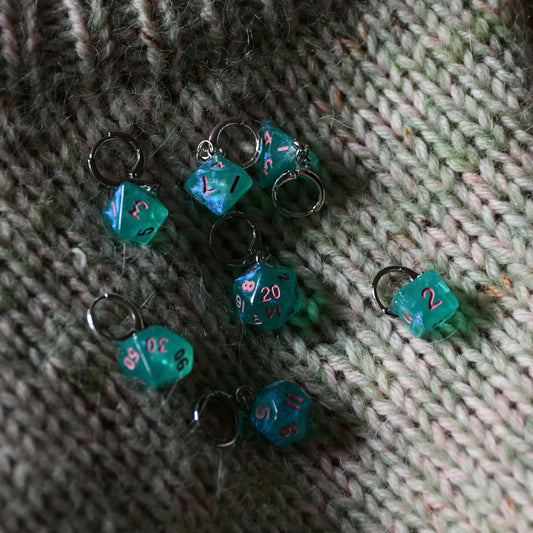 7 Piece (Shimmery teal with pink ink)