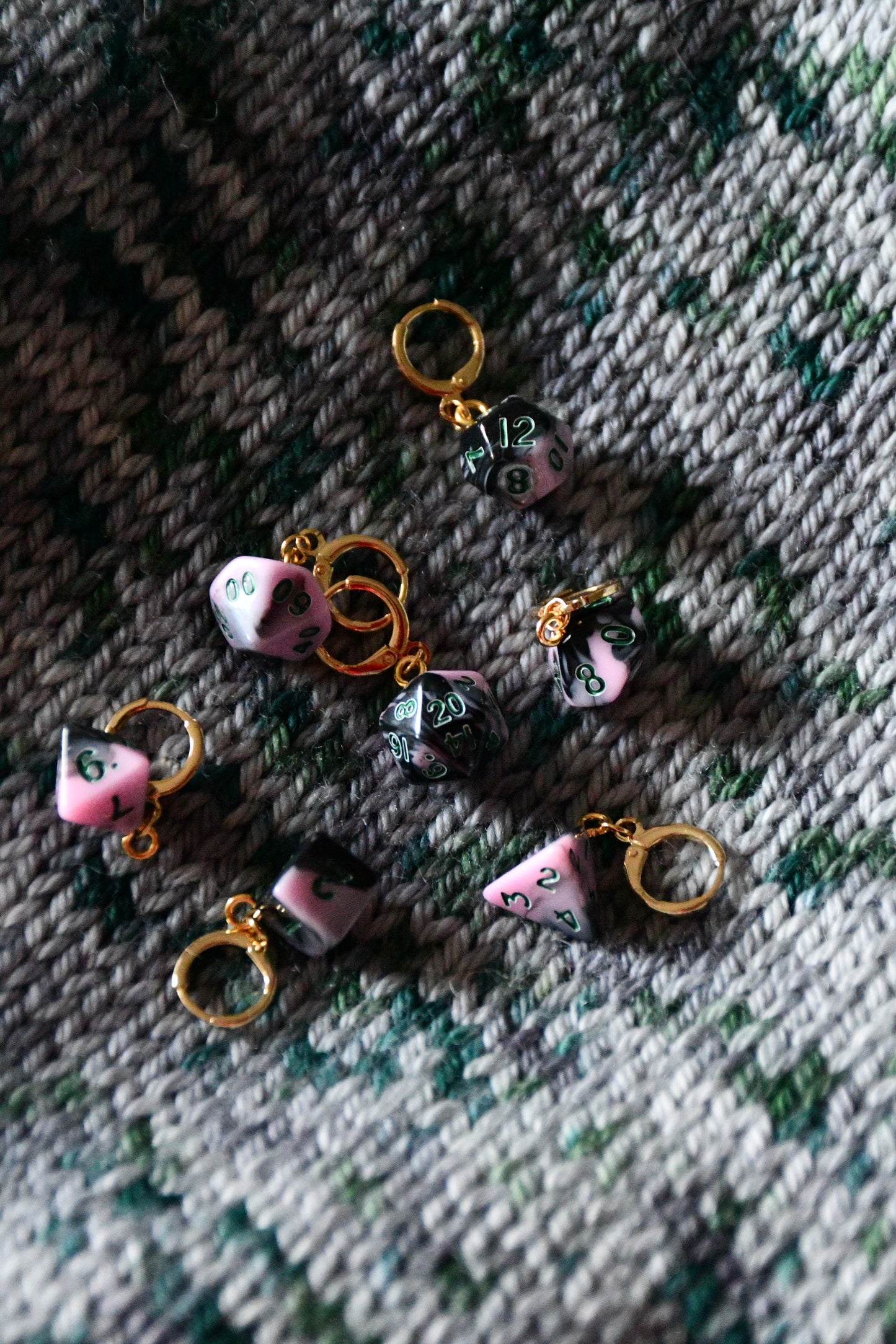 7 Piece (Pink/black with green ink)