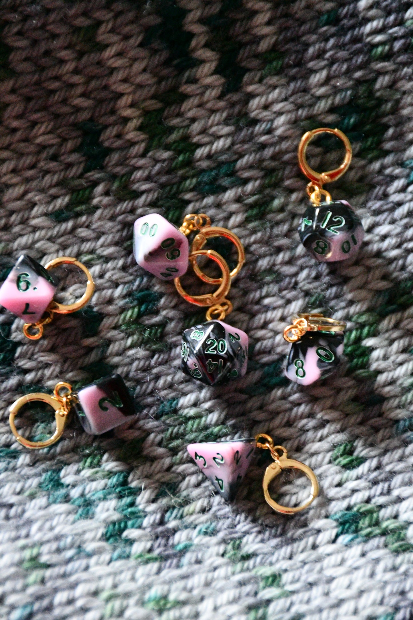 7 Piece (Pink/black with green ink)