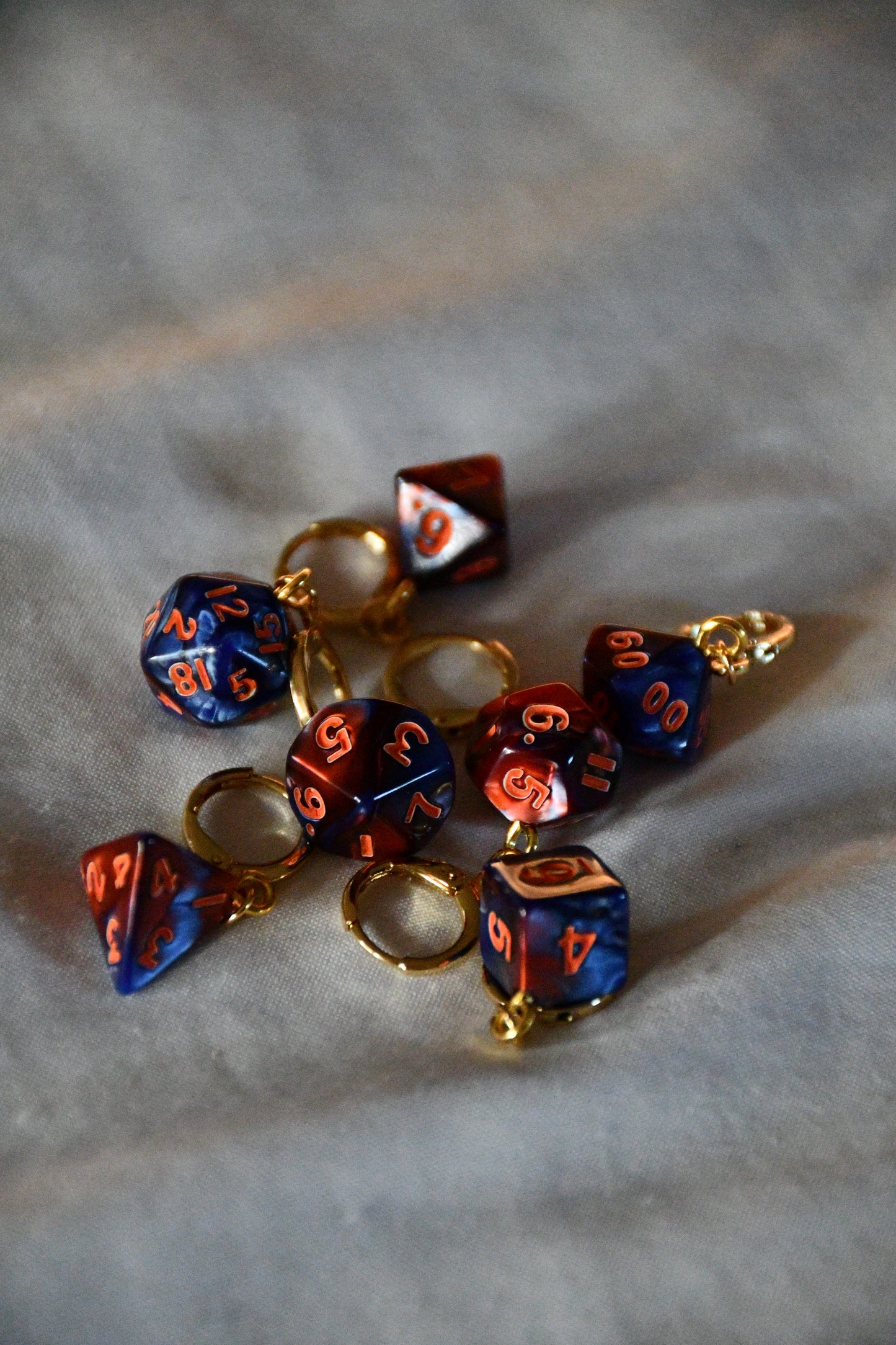 7 Piece (Blue/red with orange ink)