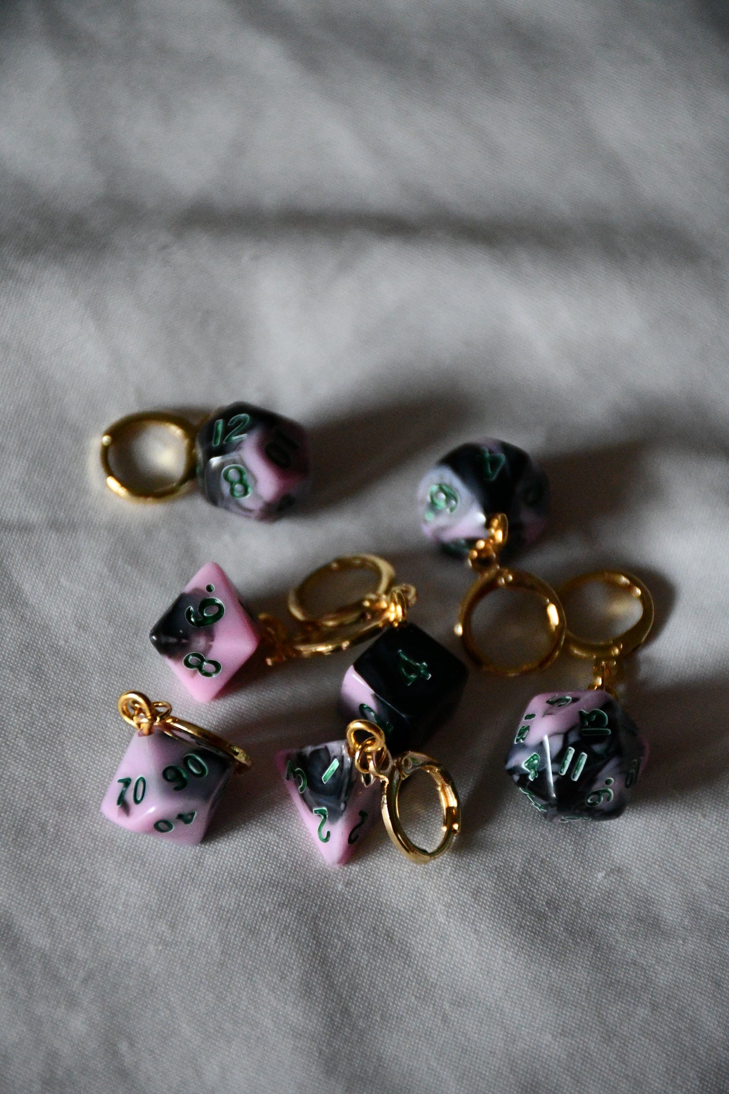 7 Piece (Pink/black with green ink)